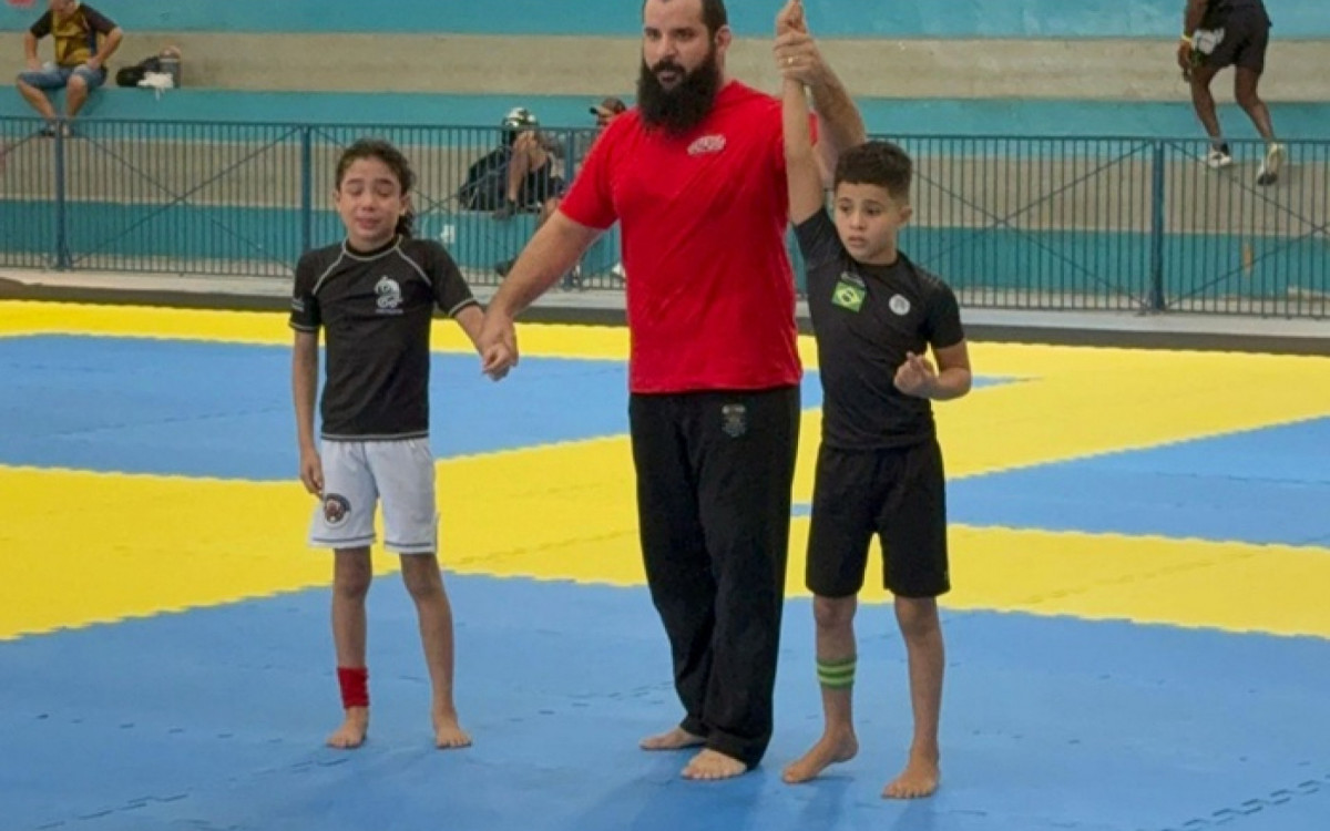 João faturou três medalhas de ouro no evento