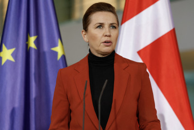 Primeira-ministra dinamarquersa celebra 'enorme apoio' europeu sobre Groenlândia após falas de Trump