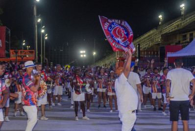 Inocentes de Belford Roxo empolgada para mais um Ensaio de Rua nesta quarta-feira