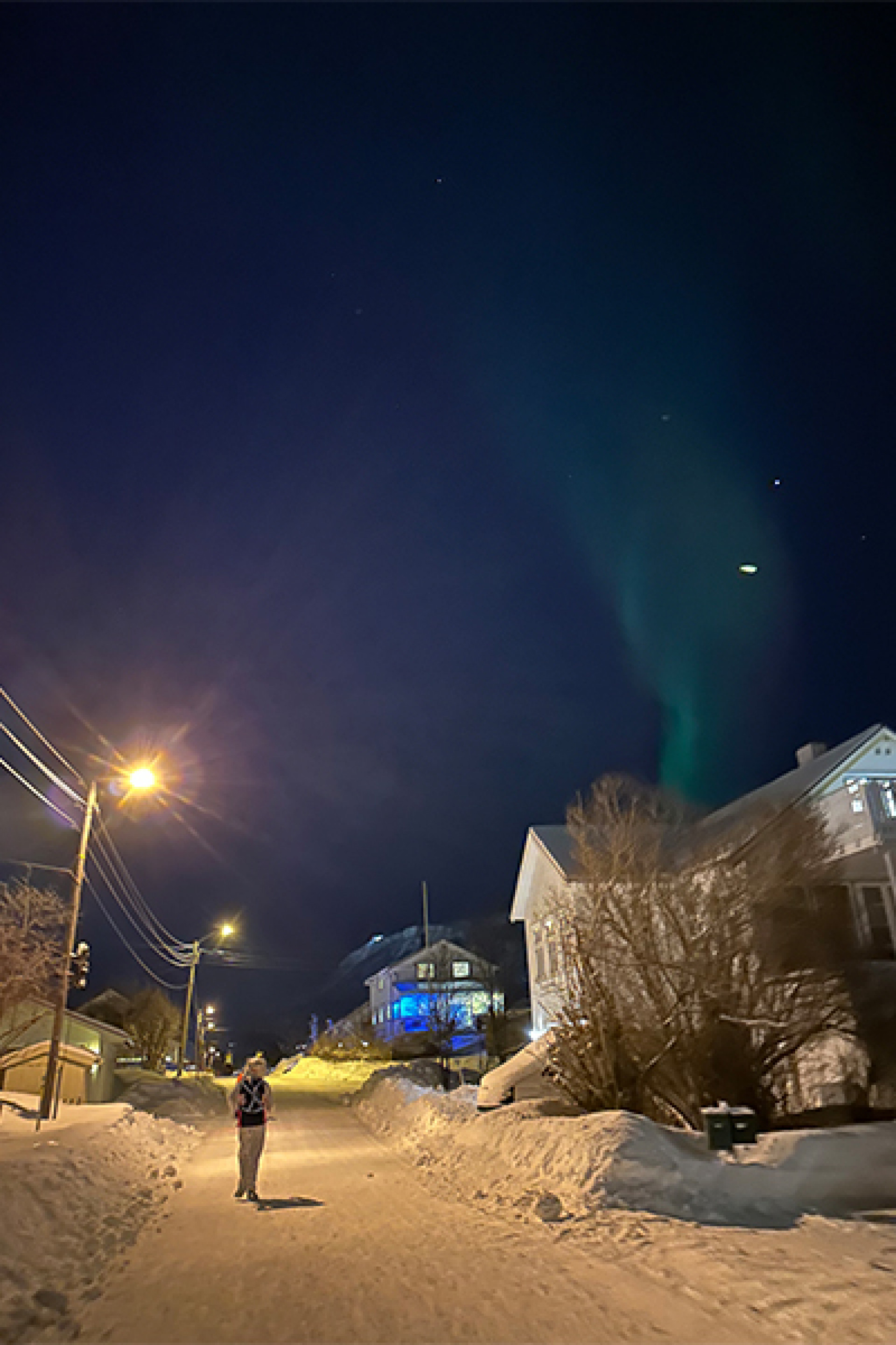 A maratona &eacute; realizada na escurid&atilde;o sob condi&ccedil;&otilde;es extremas, com temperaturas abaixo de -10 &deg; C - Reprodu&ccedil;&atilde;o / Guinness Book