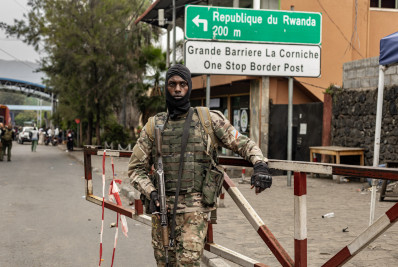 Rebeldes apoiados por Ruanda avançam na República Democrática do Congo depois de controlarem cidade-chave