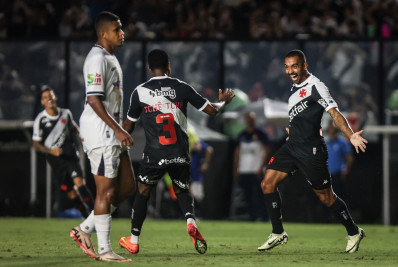 Único invicto do Carioca, Vasco tem mais um confronto direto pela liderança