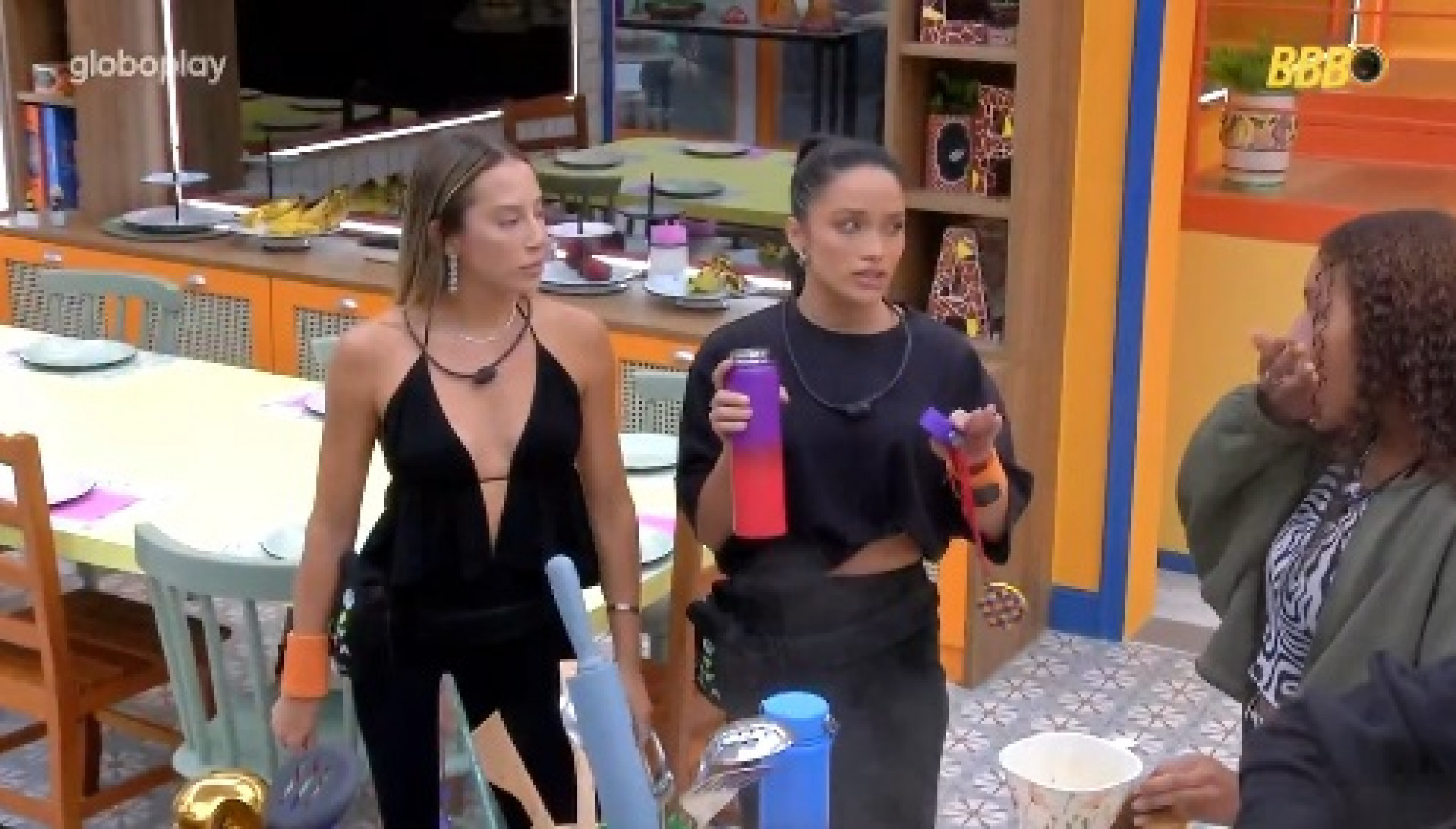 Eva e Renata tiveram desentendimento com Giovanna  - Reprodução/Globoplay