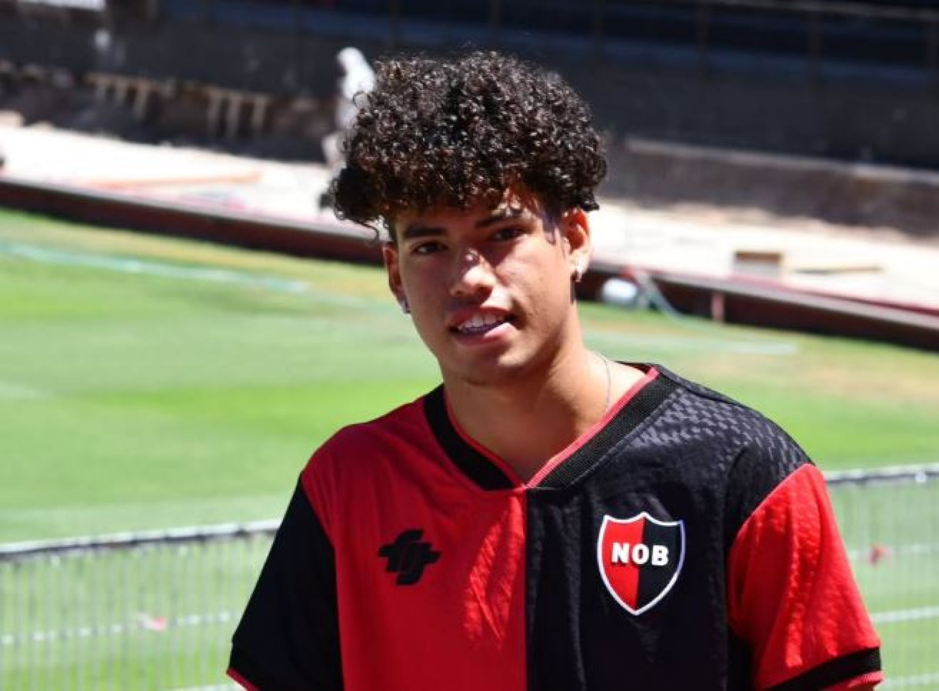 Andrew Pereira &eacute; monitorado por Jos&eacute; Boto e para refor&ccedil;ar o Flamengo. - Foto: Instagram