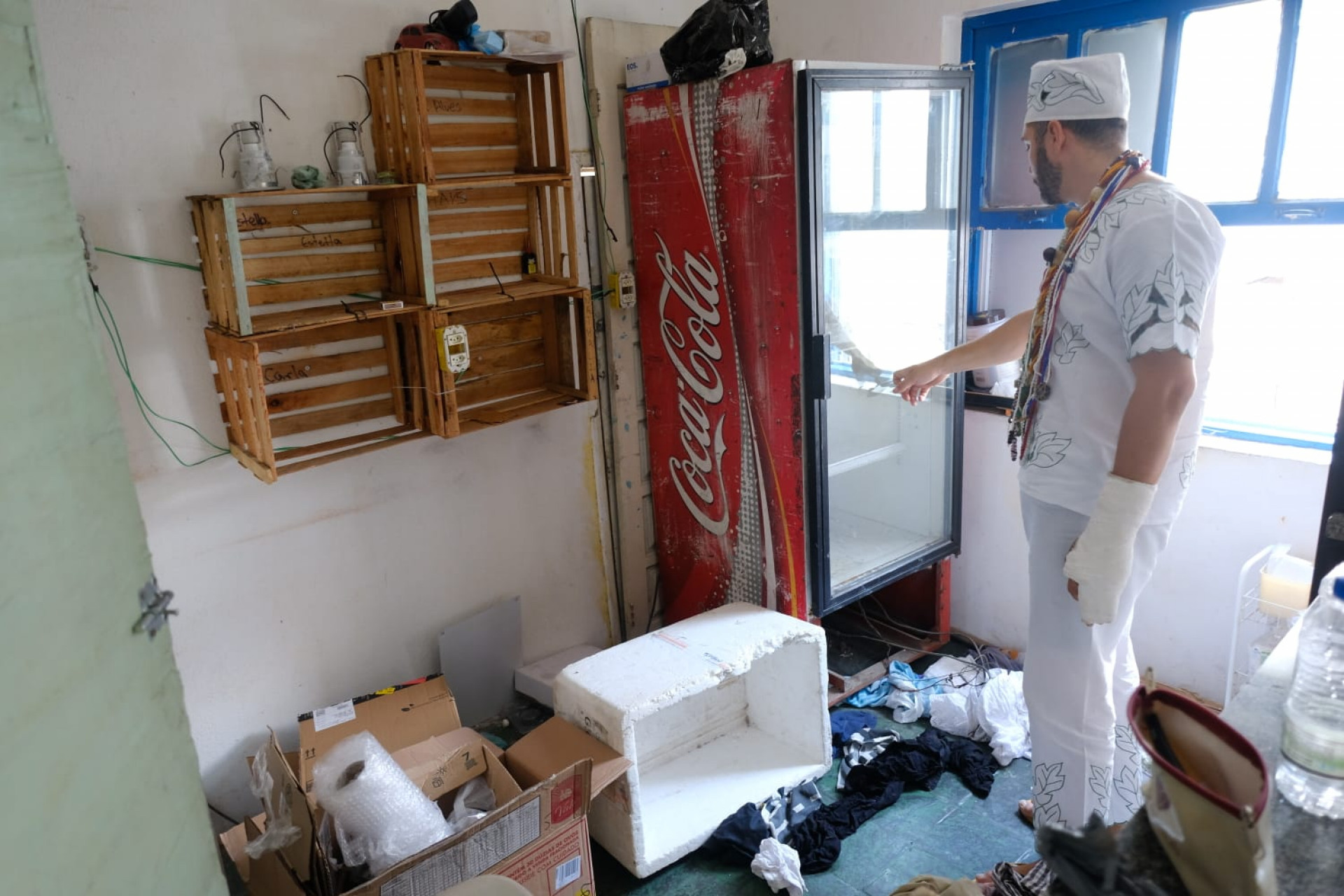 Motor de geladeira foi roubado durante invasão à casa de Umbanda  - Pedro Teixeira/Agência O DIA