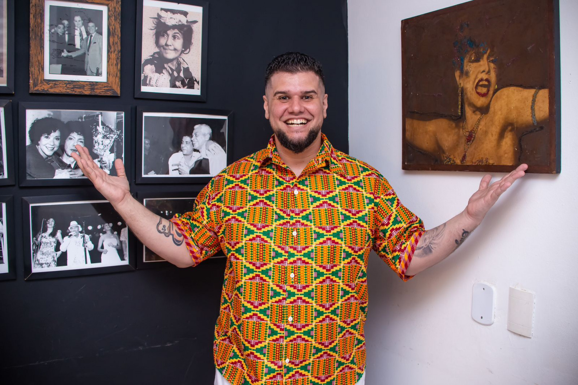 Macaco Branco &eacute; mestre de bateria da Vila Isabel - Divulga&ccedil;&atilde;o