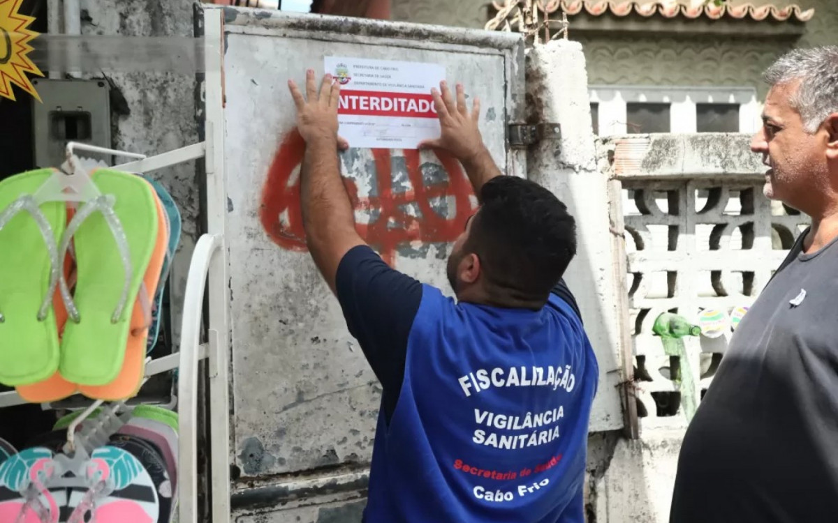 Lanchonete é interditada 