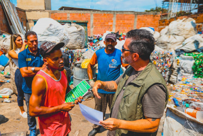 Equipes da Operação Meriti em Ordem realizam orientação em mais bairros