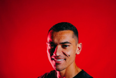 Campeão com o Flamengo, Santos retorna ao Athletico-PR por empréstimo