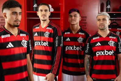 Flamengo lança novo uniforme principal que já foi utilizado em 2025