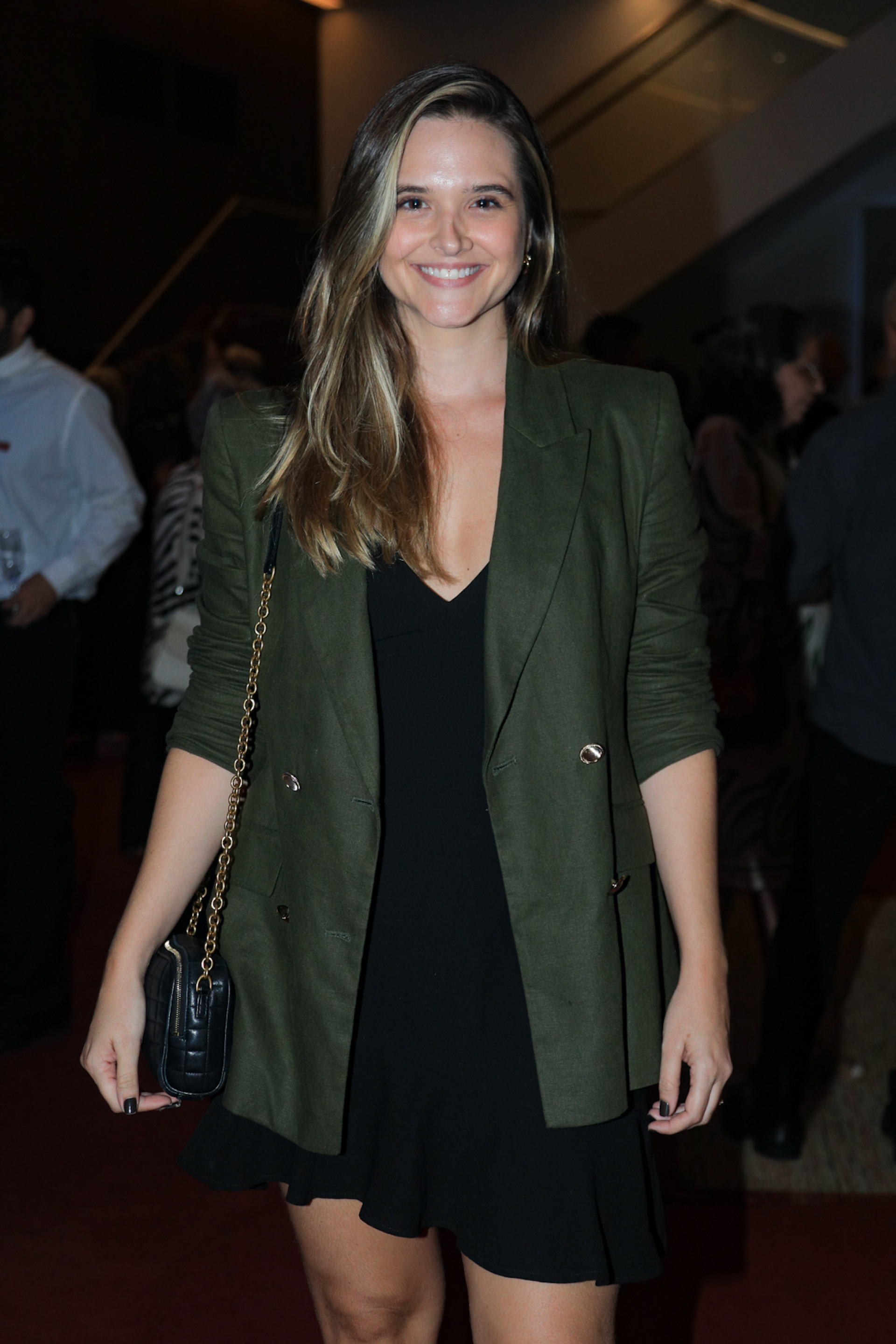 Juliana Paiva - Victor Chapetta / Agnews