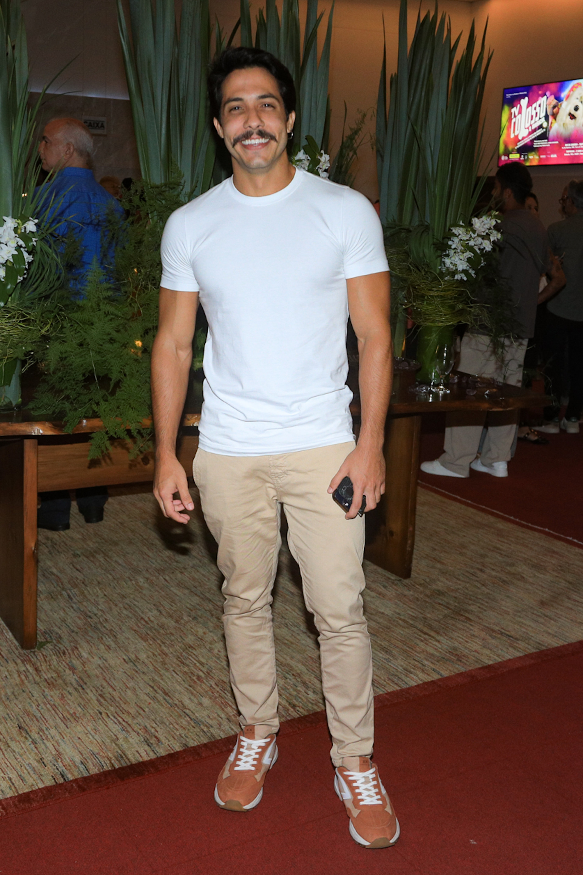 Rafael Gualandi - Victor Chapetta / Agnews