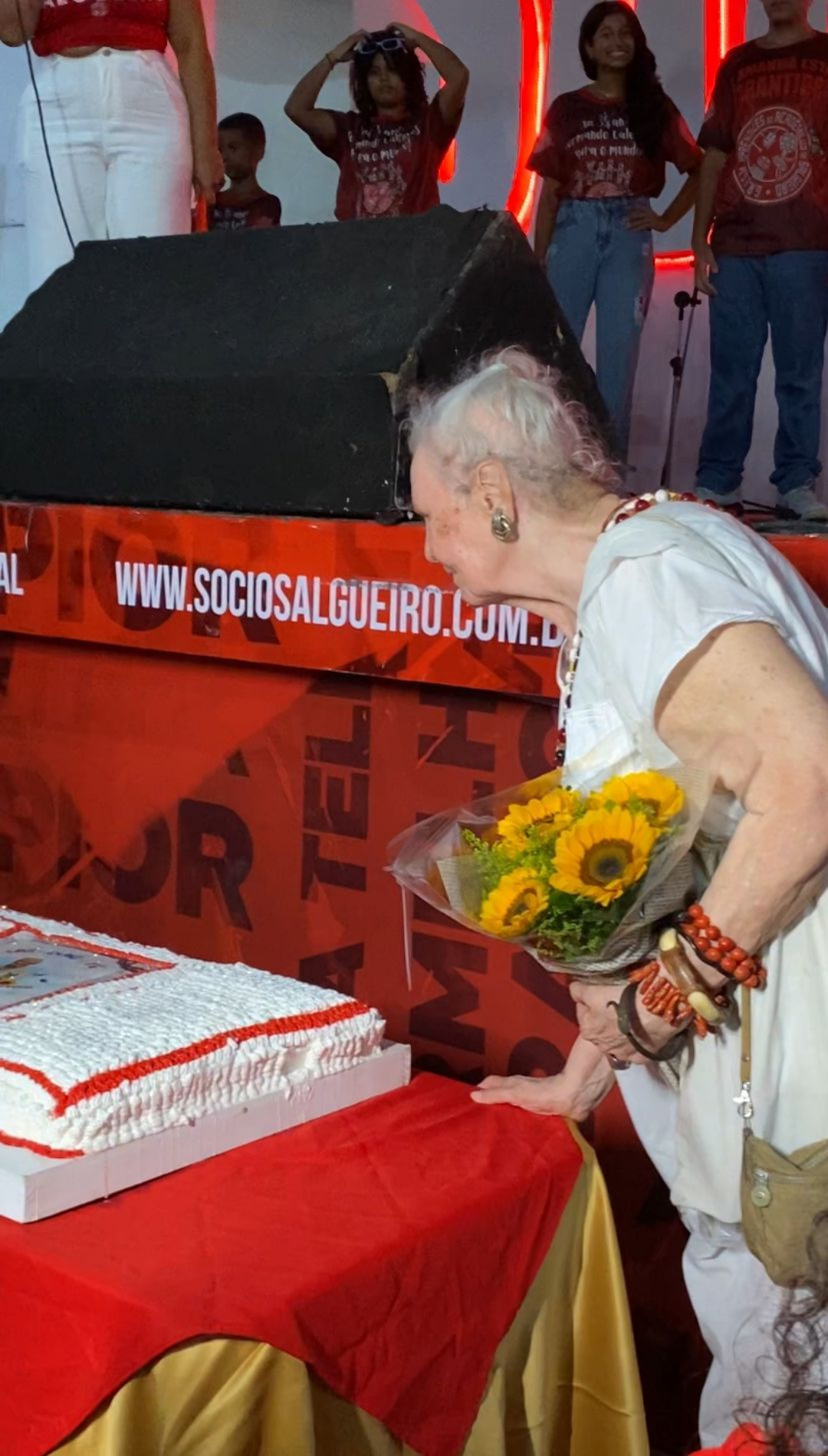 Maria Augusta fez aniversário e ganhou bolo - Milena Barbosa / Divulgação