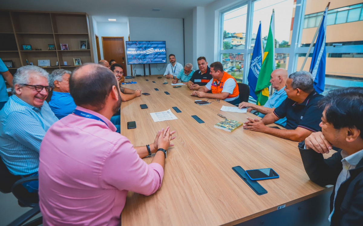 Prefeitura de Meriti e Firjan firmam parceria para programa ?Calçada Acessível? de acessibilidade urbana
