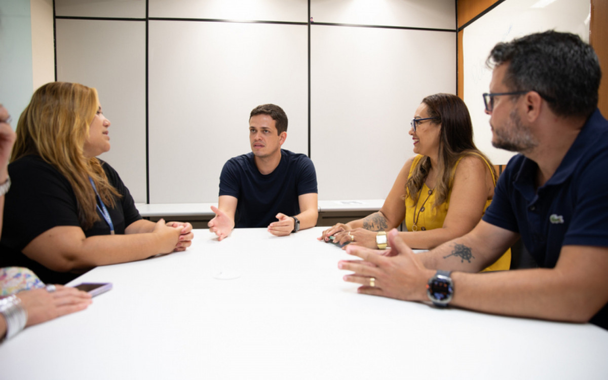 Governo estadual visita Assistência Social de Mesquita

