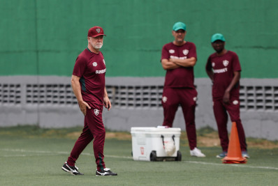 Dificuldades com mercado 'paralisam' avanços do Fluminense por mais reforços