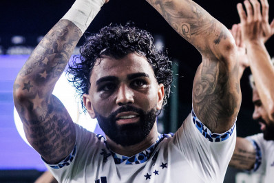 Atuação de gala de Gabigol pelo Cruzeiro gera reação de torcedores do Flamengo