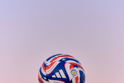 Fifa apresenta bola do Mundial de Clubes com homenagem aos EUA