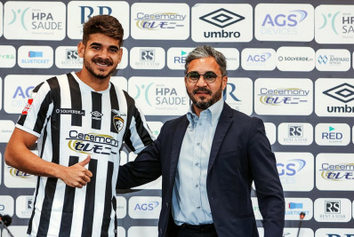 Clube português anuncia contratação de atacante do Fluminense