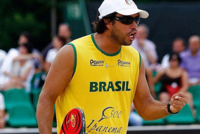 Guilherme Prata comanda clínica de Beach Tennis no Sesc Verão