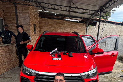 Polícia Civil prende 'braço direito' de chefe da milícia que atua em Curicica 