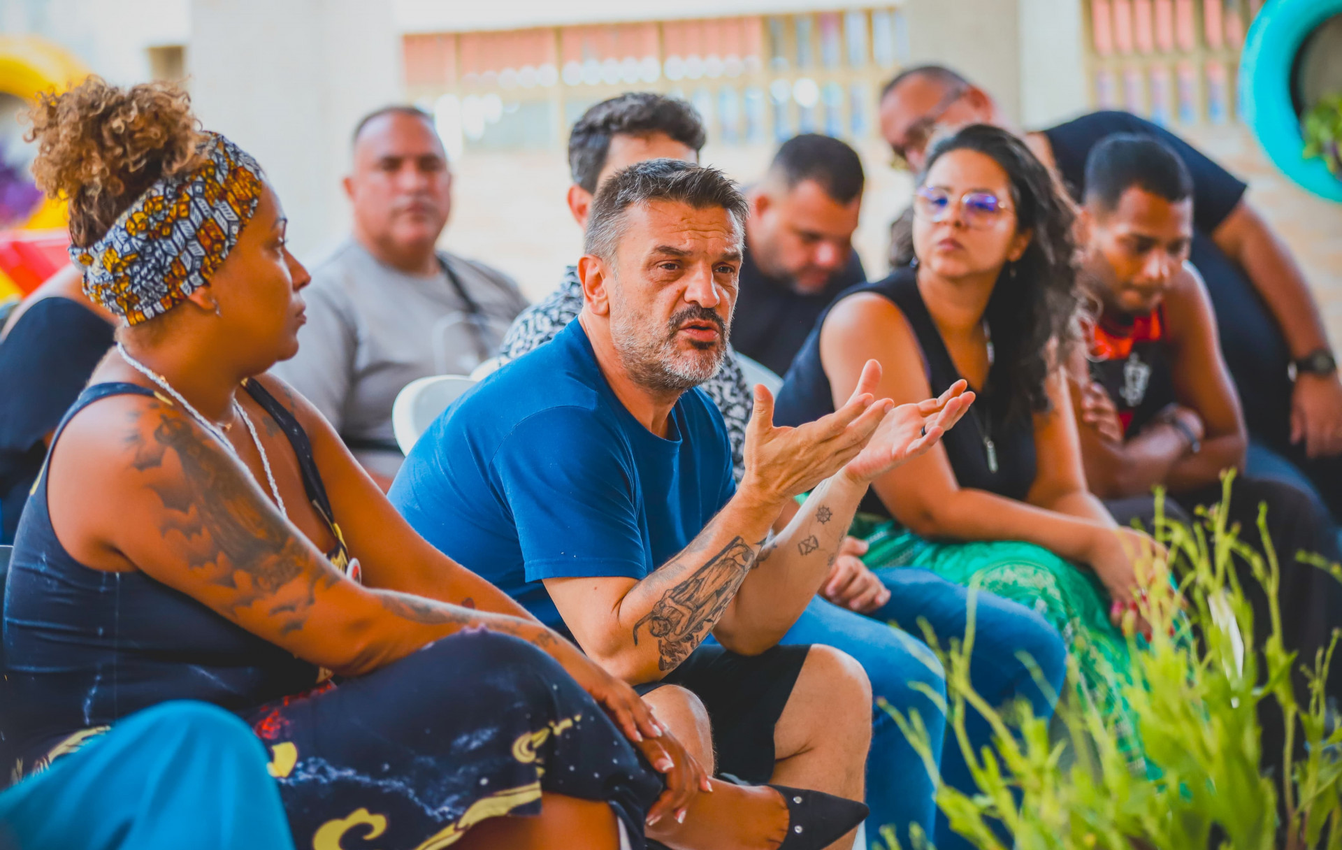 O palestrante Dênis Petuco (centro) é sociólogo e pesquisador em Saúde Pública na EPSJV/Fiocruz - Gilberto Rocha