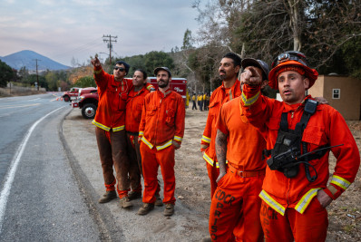 Incêndios de Los Angeles são completamente controlados após três semanas