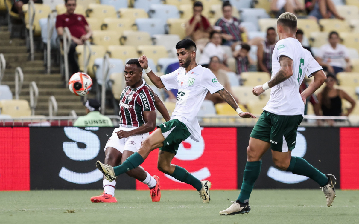 Jhon Arias, do Fluminense, em lance na partida contra o Boavista