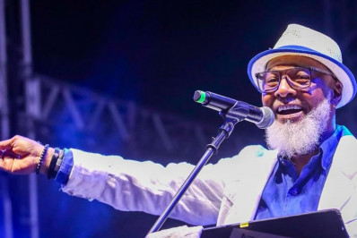 Mauro Diniz surpreende e pede desligamento da Velha Guarda Show da Portela