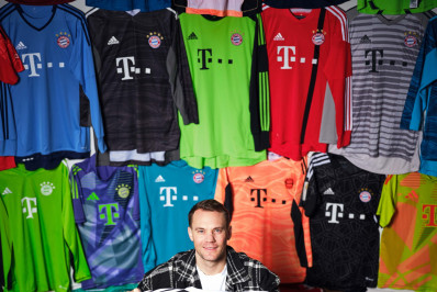 Bayern de Munique anuncia a renovação de contrato com Manuel Neuer