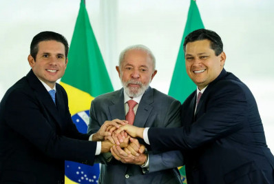 'Sou amigo dos dois', diz Lula sobre novos presidentes do Legislativo