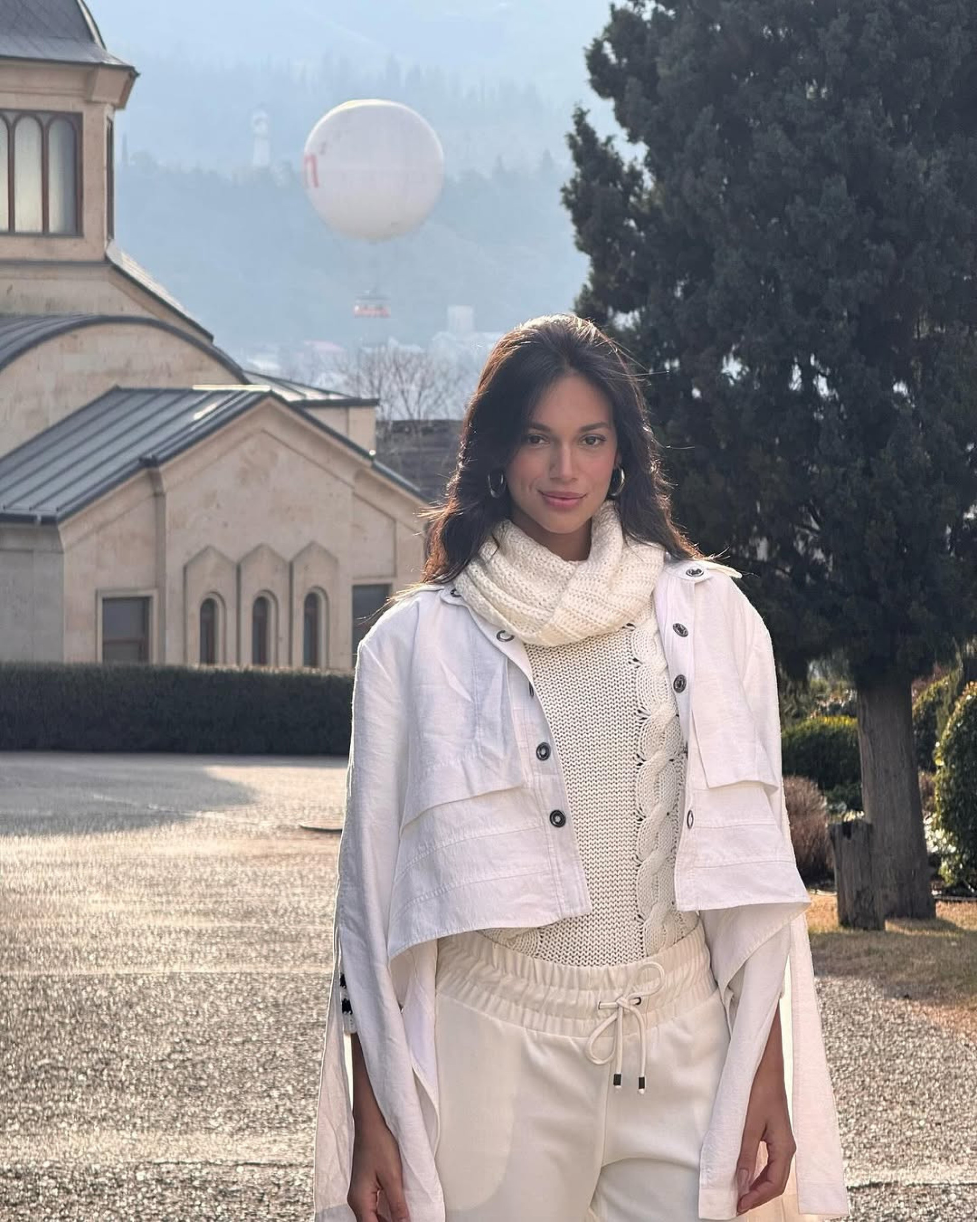 Alane Dias celebra primeiro trabalho no exterior  - Reprodução/Instagram