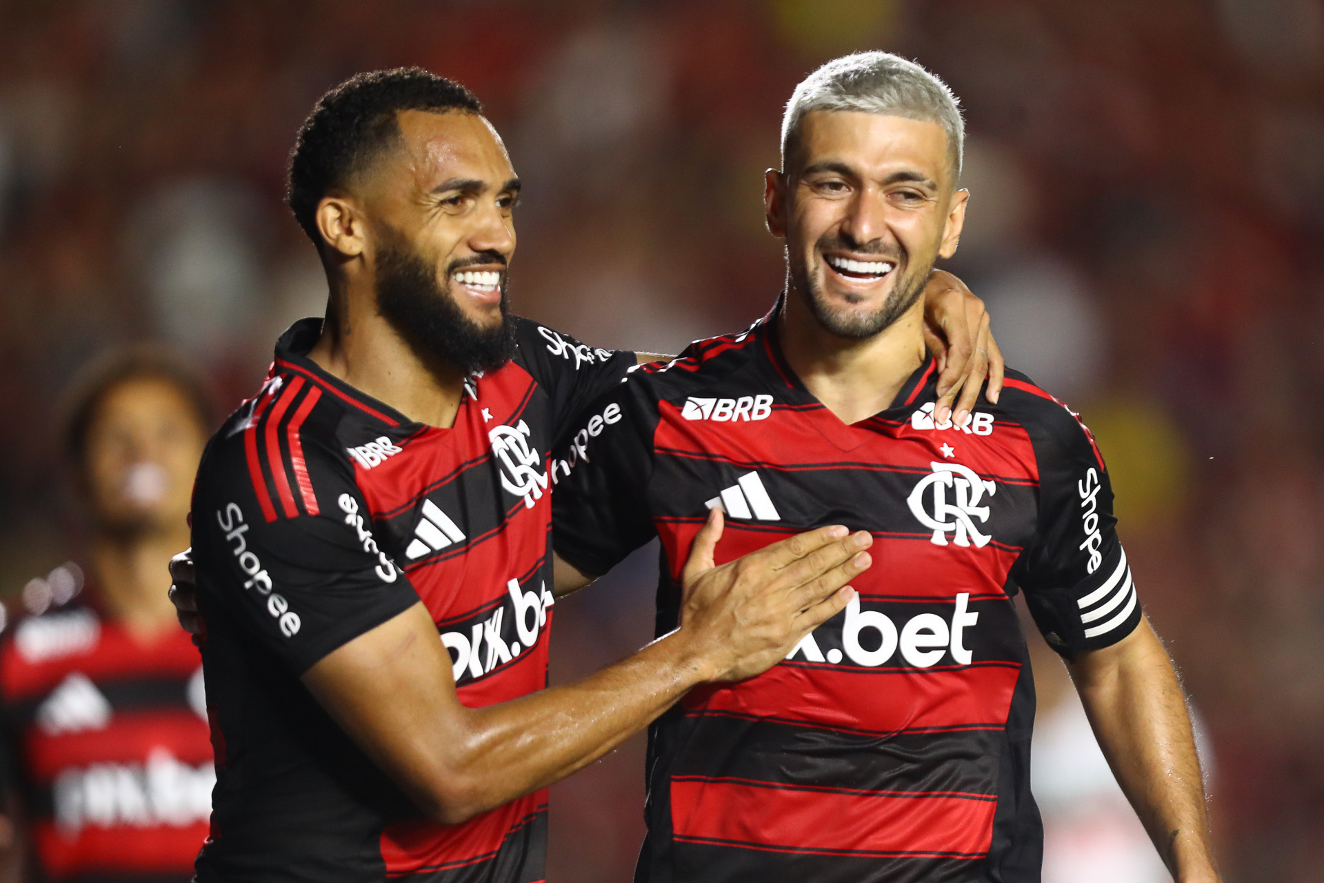 Juninho e Arrascaeta marcaram em vit&oacute;ria do Flamengo - Gilvan de Souza/Flamengo