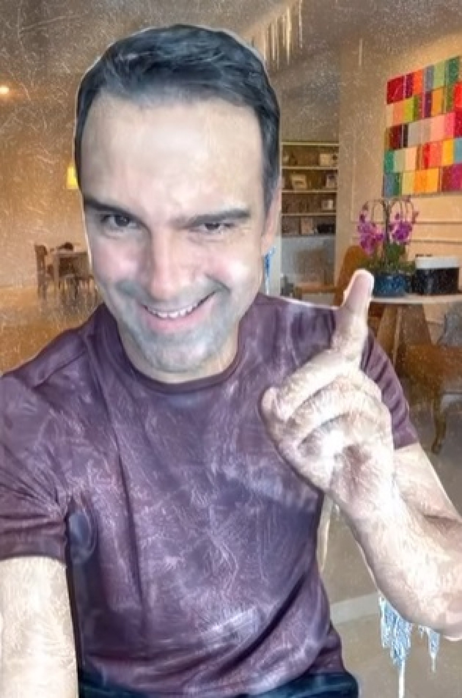 Tadeu Schmidt entregou spoiler da volta de Gracyanne Barbosa  - Reprodução/Instagram 