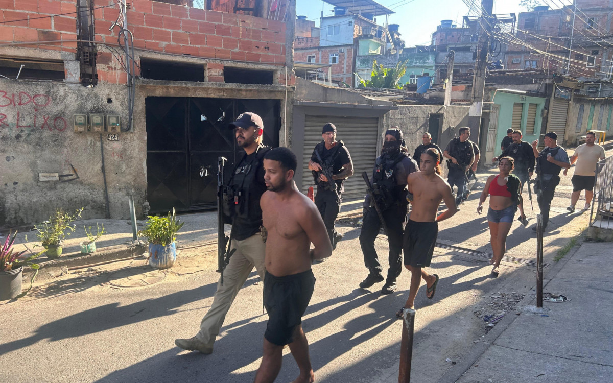 Presos em operação na Ilha do Governador foram encaminhados para a 37ª DP