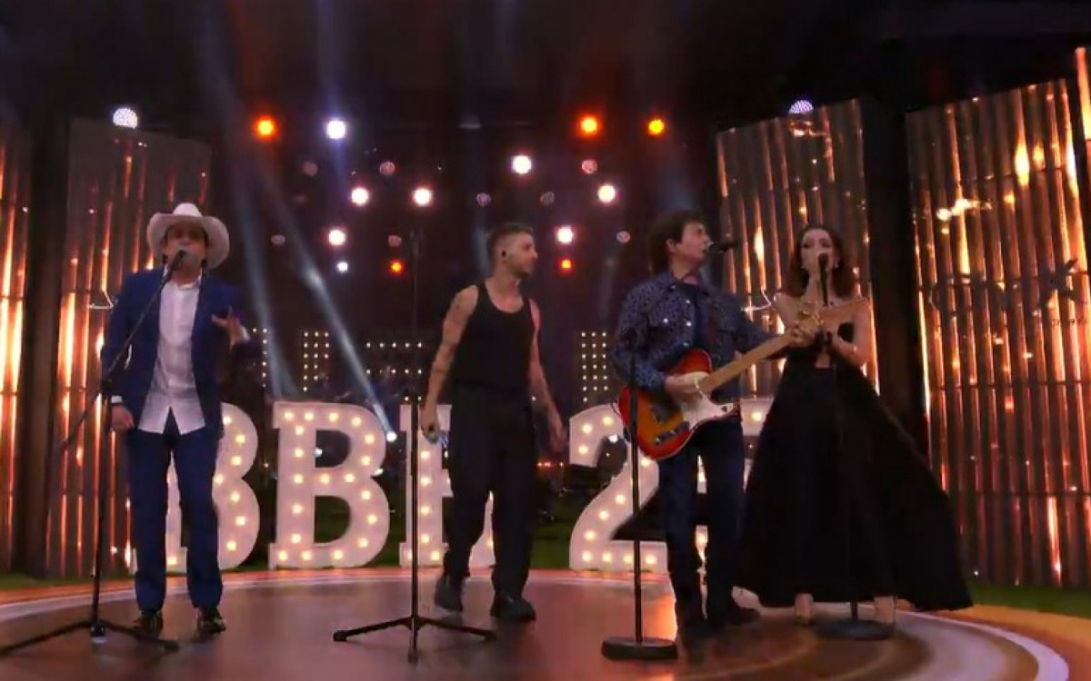 Chitãozinho e Xororó cantam com Sandy e Junior no 'BBB 25' - Reprodução/Globo
