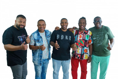 Intérpretes de escolas do Rio aquecem pré-Carnaval com bloco neste domingo