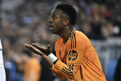 Vini Jr leva bronca e discute com Modric, e Ancelotti defende croata