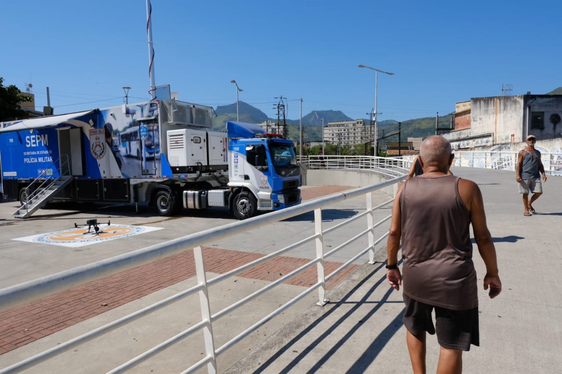 Base da Operação Impacto foi montada no Estádio Nilton Santos, no Engenho de Dentro - Pedro Teixeira / Agência O Dia
