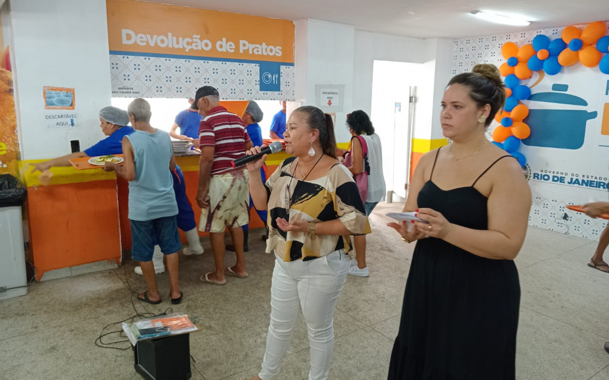 Técnicos explicaram a importância da alimentação saudável para evitar o câncer