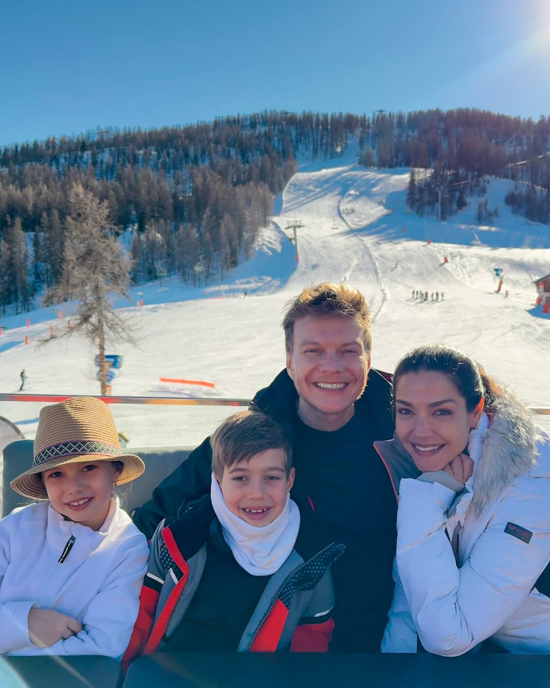 Melinda, Teodoro, Michel Teló e Thais Fersoza - Reprodução / Instagram