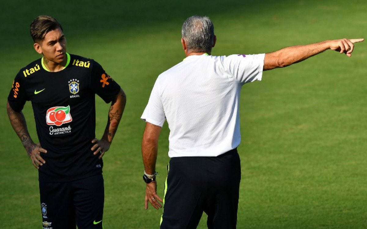 Roberto Firmino conta em seu livro sobre sua decepção com Tite, ex-treinador do Flamengo