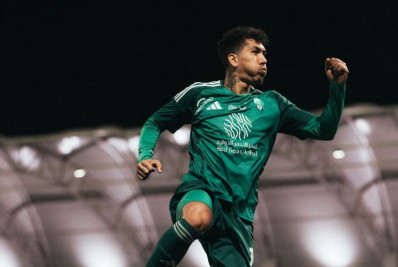 Flamengo analisa nome de Roberto Firmino, mas decide não avançar por contratação