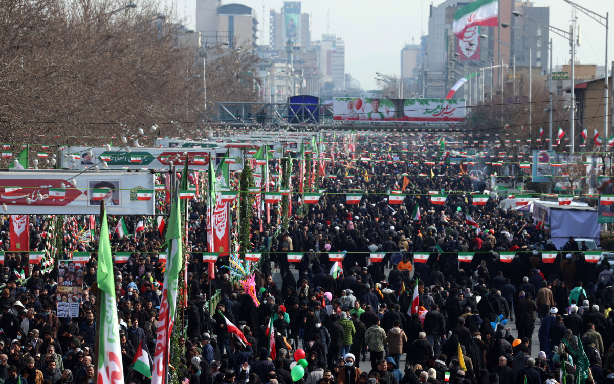 Nos &uacute;ltimos dias, autoridades iranianas convocaram as pessoas a participarem das celebra&ccedil;&otilde;es - AFP