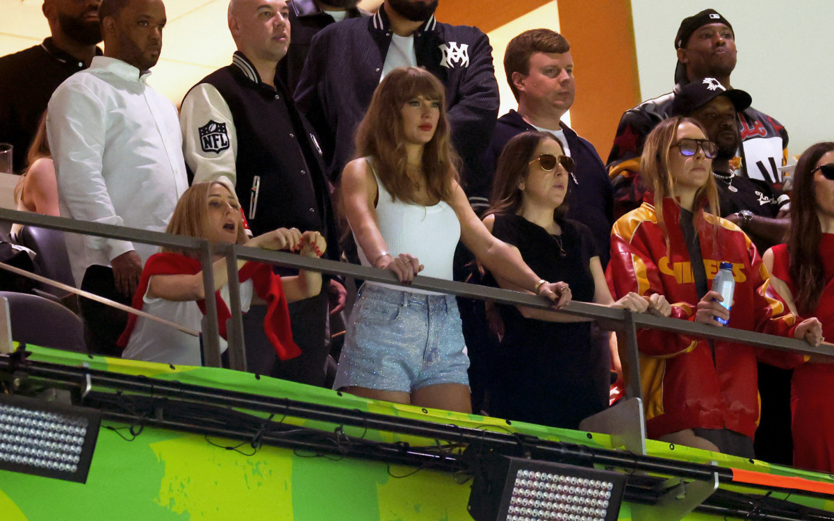 Taylor Swift esteve presente no Super Bowl em Nova Orleães neste domingo
