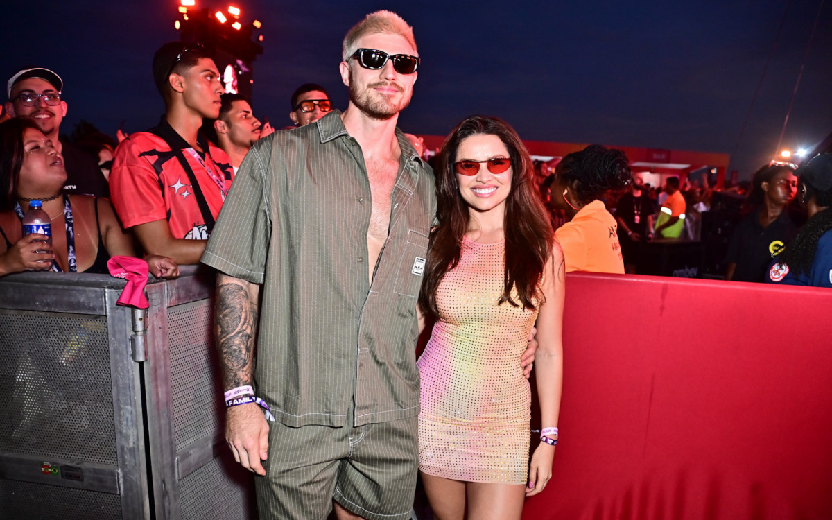 Juliette e o noivo Kaique Cerveny - Webert Belicio e Marcelo Sá Barretto/Ag.News