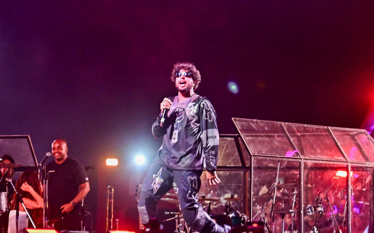 Nattan se apresenta no Ensaios da Anitta - Webert Belicio e Marcelo Sá Barretto/Ag.News