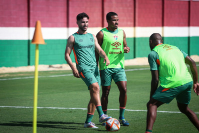 Martinelli supera desconfiança e atinge marca histórica pelo Fluminense