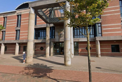 Homem é condenado à prisão perpétua por matar filha enquanto 'brincavam de briga'