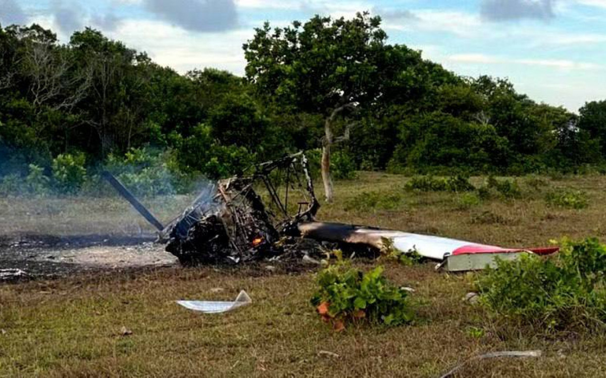 Aeronave caiu no município de Prado, extremo sul da Bahia - Reprodução/redes sociais